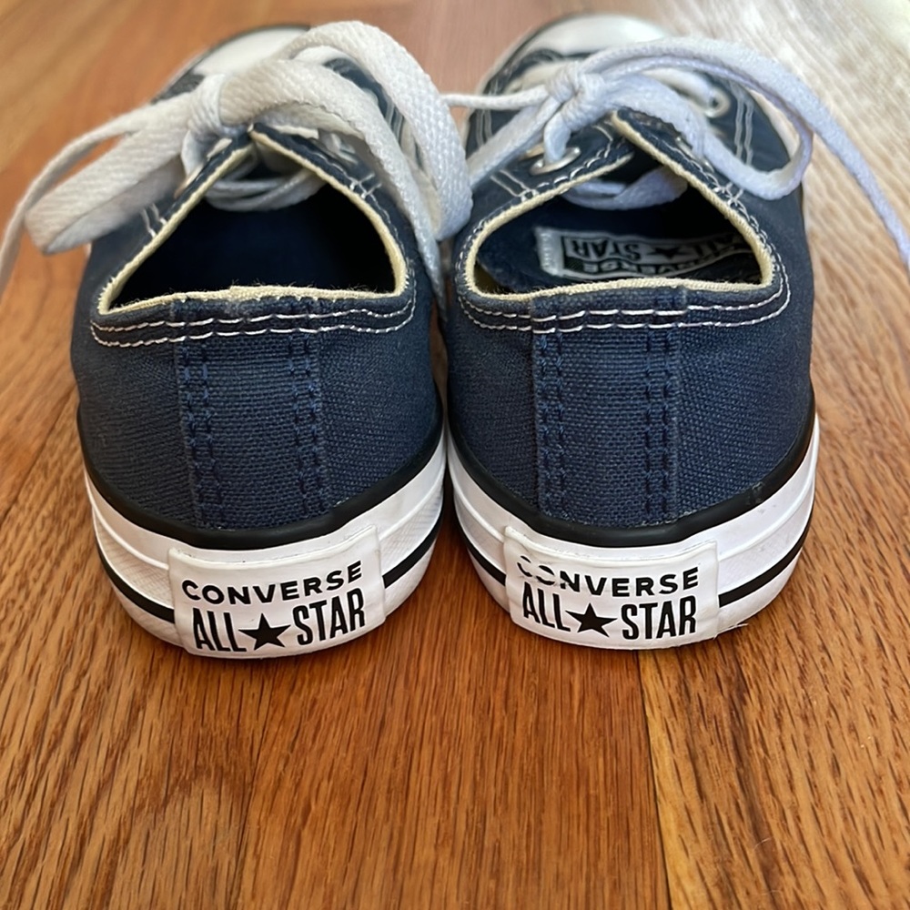 NEW kids Converse Chuck Taylors - Picture 2 of 4